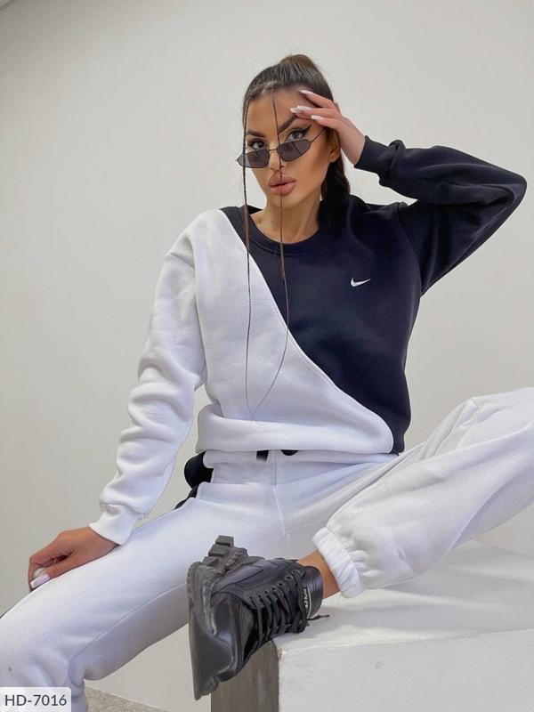 Женский зимний костюм nike на флисе 