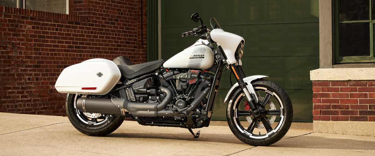 New Harley Davidson Sport Glide – rent a classic custom 