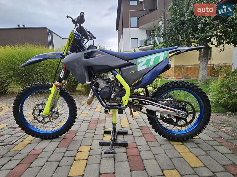 Мотоцикл кроссовый HUSQVARNA FC250 2024 купить в Челябинске 