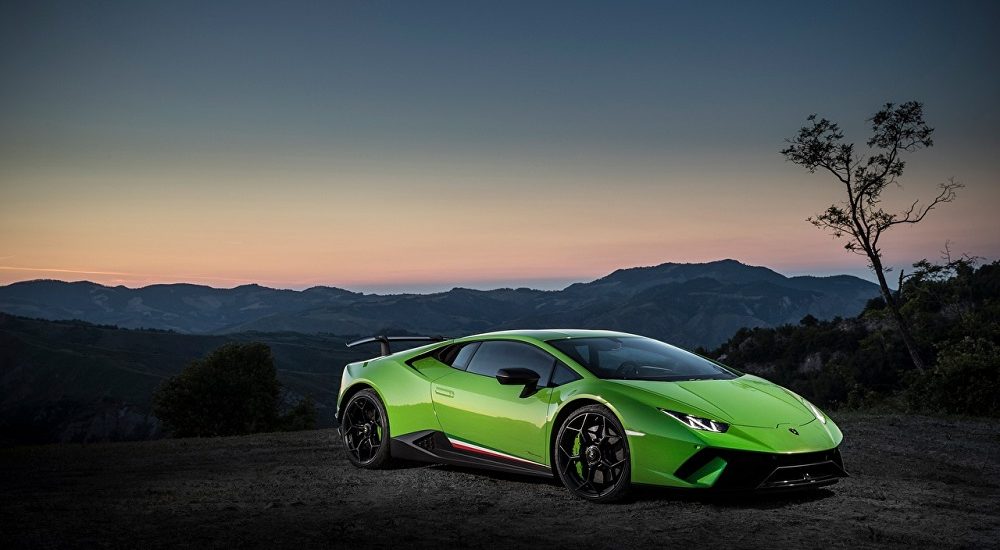 Дизайн нового флагманского суперкара Lamborghini раскрыли до 