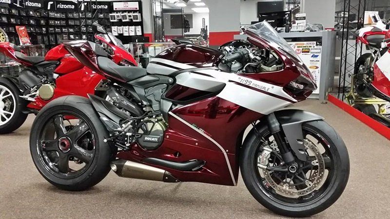 Спортбайк Ducati Panigale V2 2020 