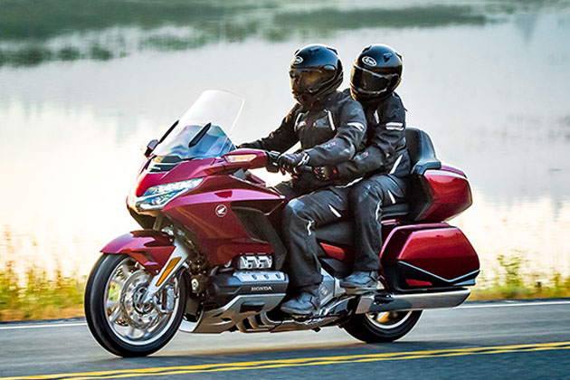 Мотоцикл Honda GL 1800 GOLD WING TOUR DCT, цена в Хабаровске 