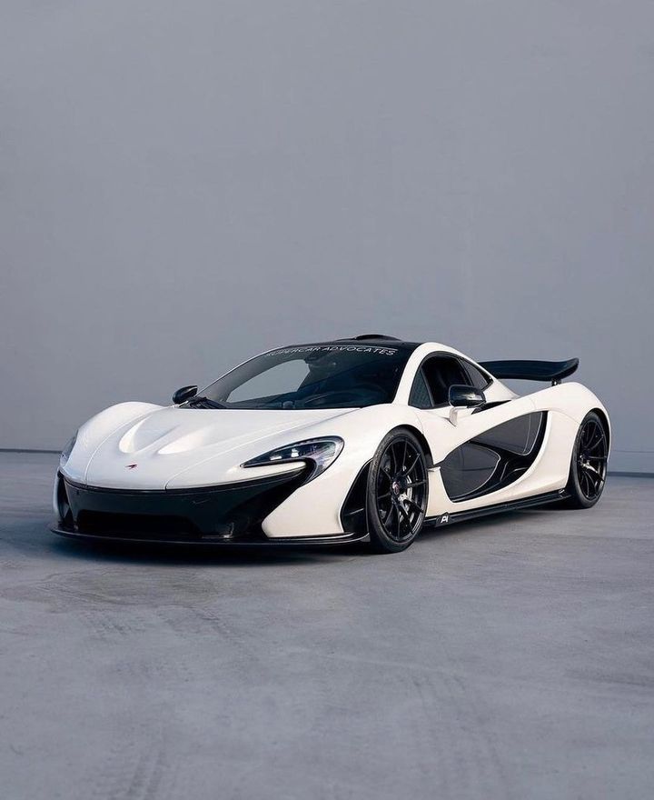 Арендовать McLaren 650S в Милане