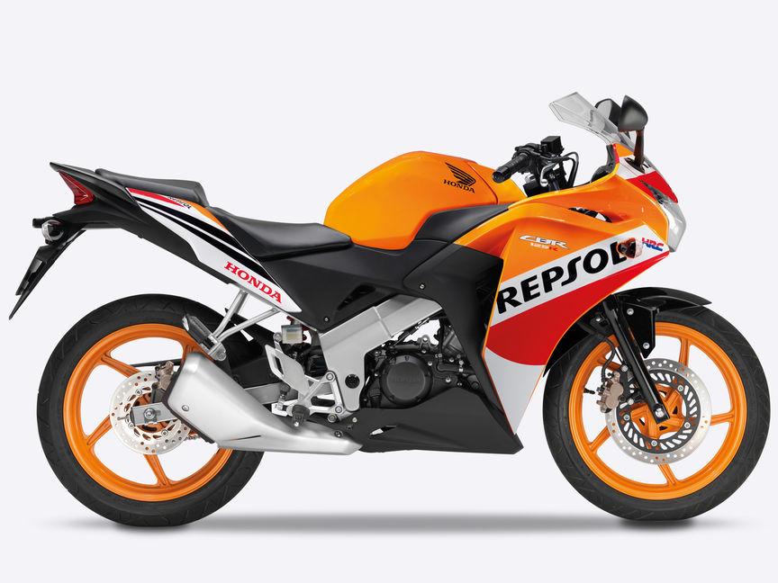 В продаже мотоцикл Honda Cbr 650f спорт-турист пробег 26900 