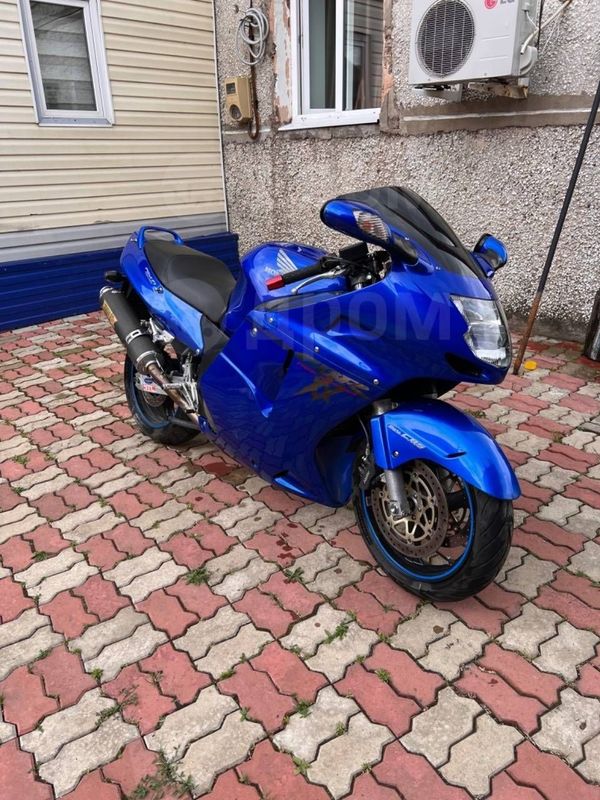 Продам мотоцикл Honda cbr 1100xx, 2001 