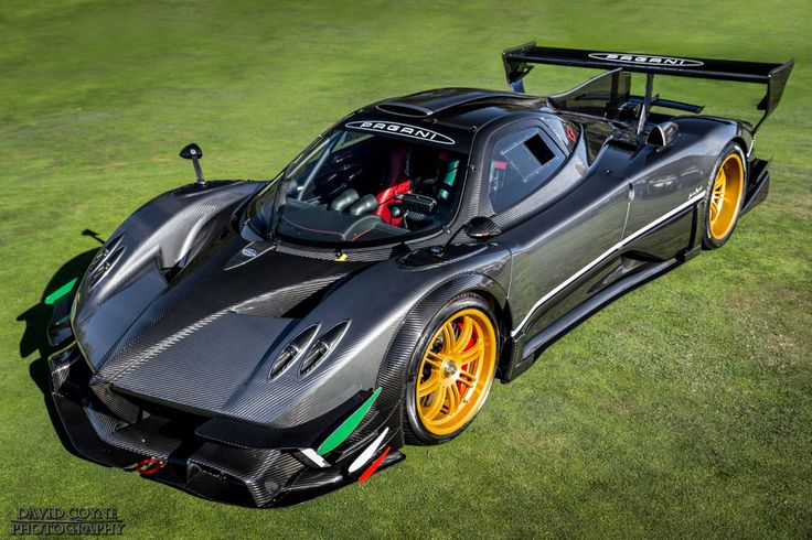 Посмотрите на уникальную Pagani Zonda 