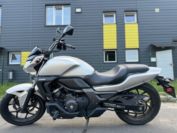 Обзор мотоциклов Honda NC700S, CTX700, NM4