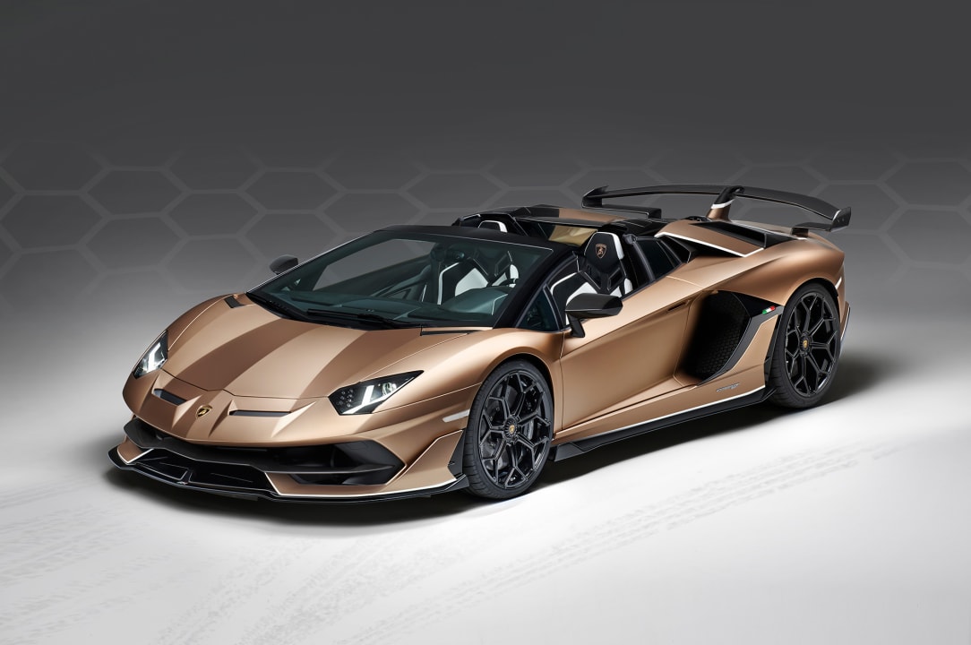 Lamborghini Revuelto 2024, это суперкар с мощностью 1000ЛС за 