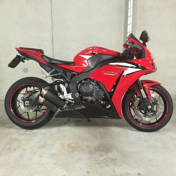 Honda Motor Company Honda CBR125R Мотоцикл Спортивный 