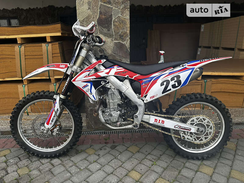 Кроссовый мотоцикл Honda CRF450R 2016