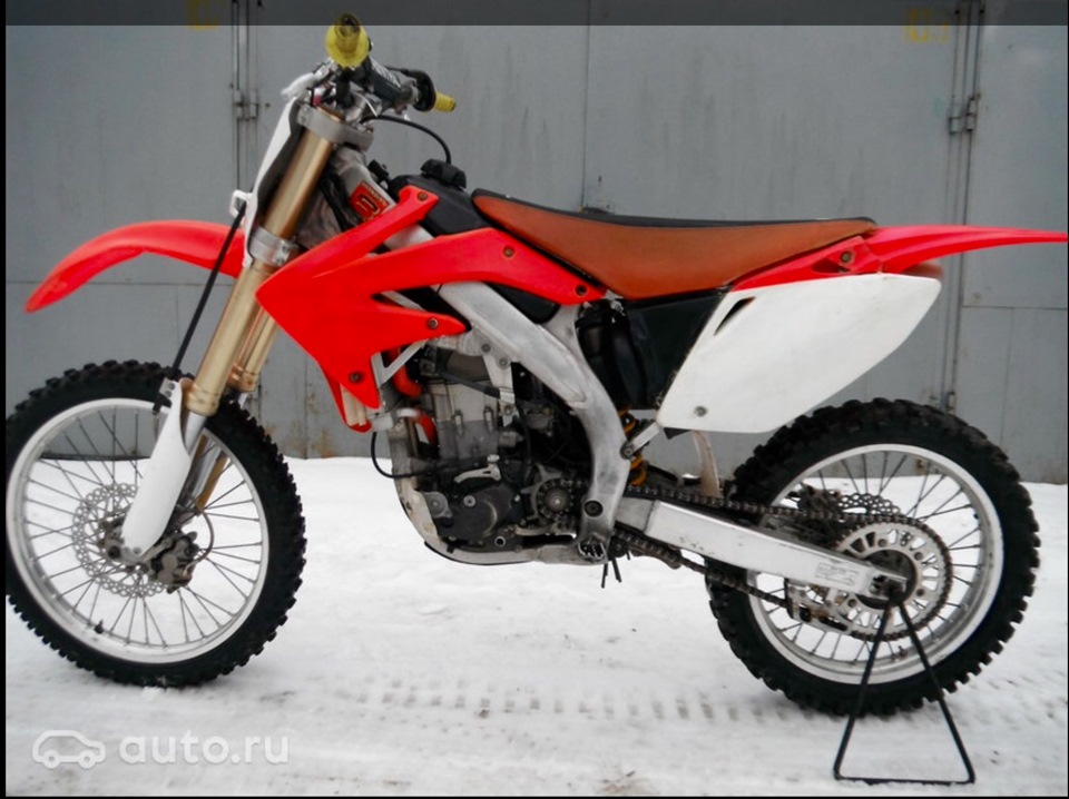 Honda CRF250R – Официальный дилер Triumph 