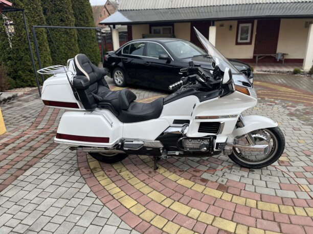 HONDA GL 1500 Gold Wing 1990 запчасти новые и бу с разборов 