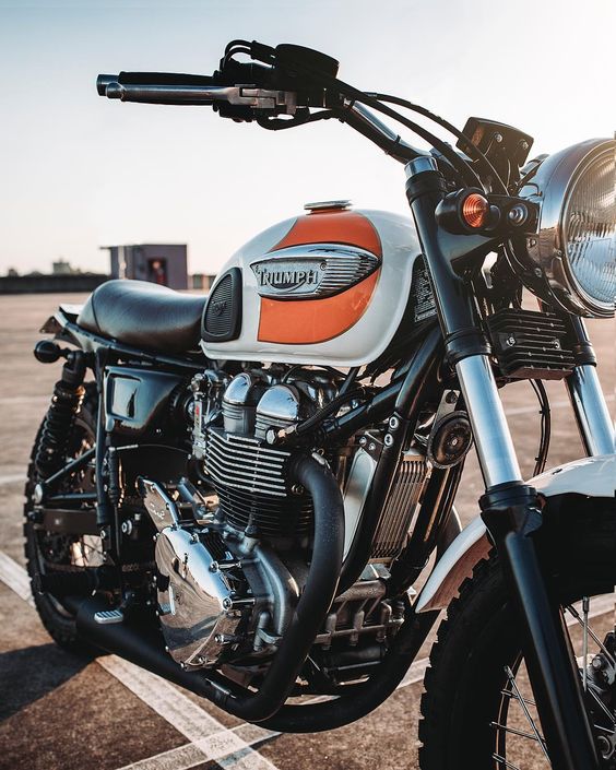 Triumph Thruxton TFC, 2019, 140 км – купить за 2 390 000 