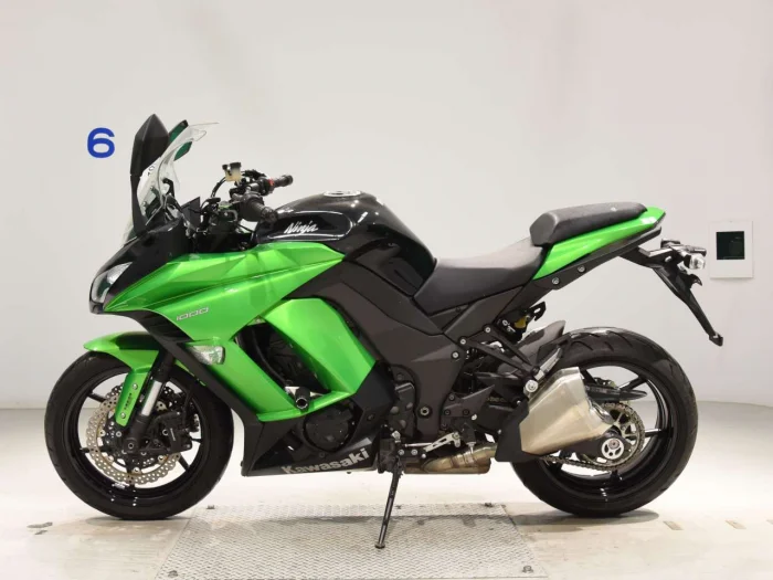 Спортивные мотоциклы Kawasaki Ninja ZX10RR 2019 выпустят 