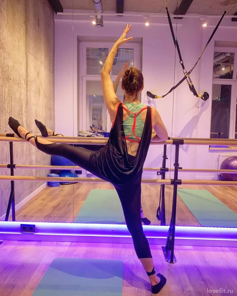 Тренировка Barre в горячем зале SMSTRETCHING