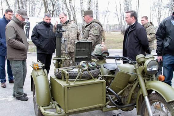 Немецкий военный мотоцикле с коляской коляски