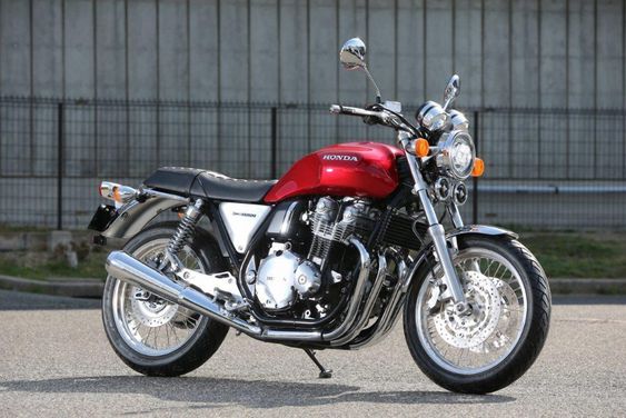 Honda CB200X 